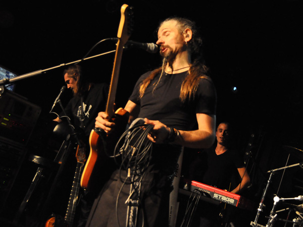 Prog'Résiste Convention, Spirit of 66, Verviers (Belgium), Sunday, October 10, 2010. Francis Décamps (Ange, Gens de la Lune) rejoint Lazuli pour «Cap'taine Coeur de Miel»...