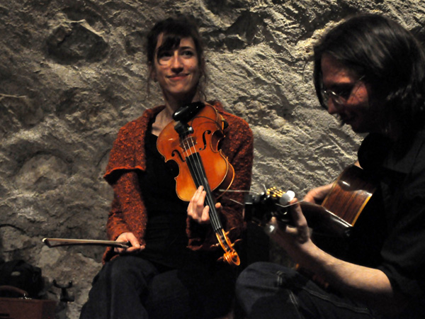 Gadjo Inc., swing manouche au Caveau du Coeur d'Or, Chexbres, vendredi 18 mars 2011.