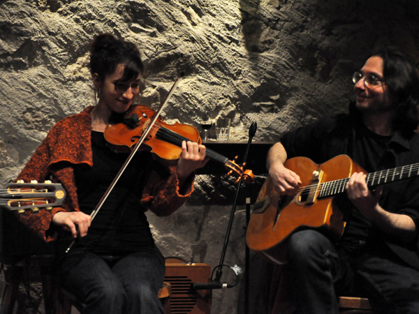 Gadjo Inc., swing manouche au Caveau du Coeur d'Or, Chexbres, vendredi 18 mars 2011.