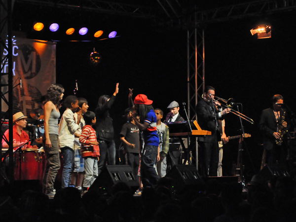 Montreux Jazz Festival 2011: Grand Mother's Funck feat. MC Akil (funk and hip-hop from Switzerland), July 1, Music in the Park, Parc Vernex.