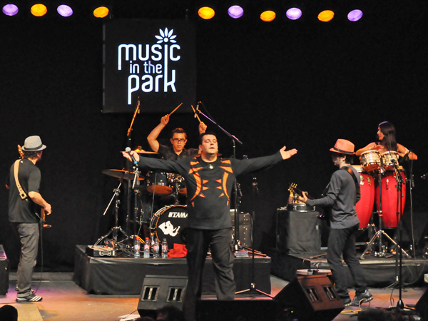 Montreux Jazz Festival 2011: André Rio feat. Paulinho Leite (Brazil, carnival & forró from Pernambuco), July 9, Music in the Park (Parc Vernex).