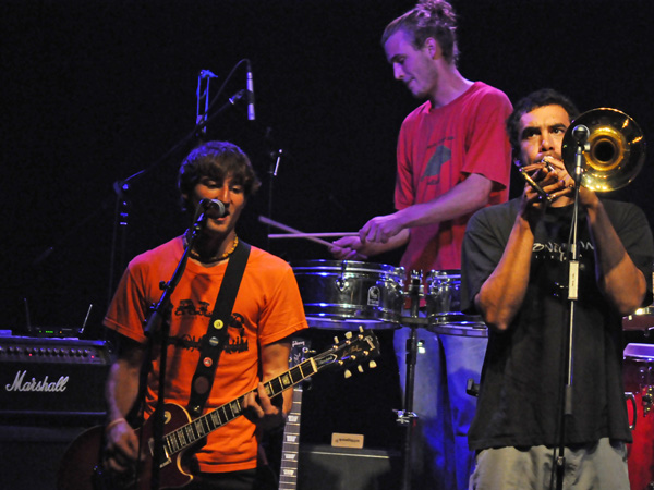 Montreux Jazz Festival 2011: Todos Destinos (ska-punk from Romont, Switzerland), July 10, Music in the Park (Parc Vernex).