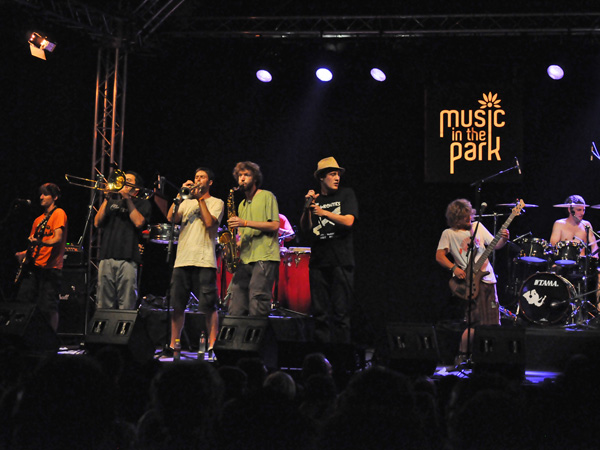 Montreux Jazz Festival 2011: Todos Destinos (ska-punk from Romont, Switzerland), July 10, Music in the Park (Parc Vernex).