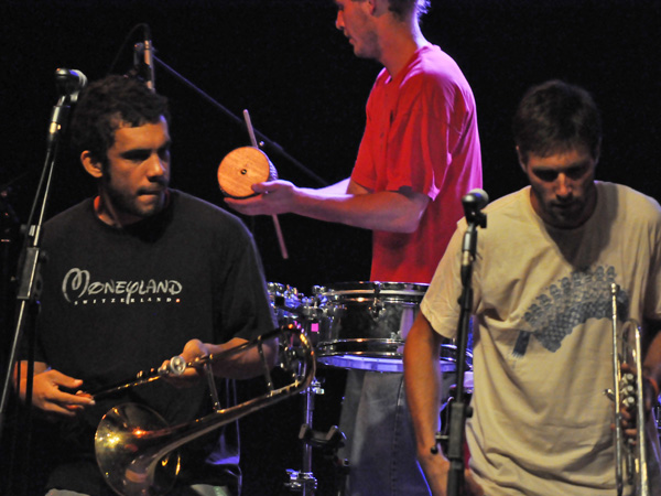 Montreux Jazz Festival 2011: Todos Destinos (ska-punk from Romont, Switzerland), July 10, Music in the Park (Parc Vernex).