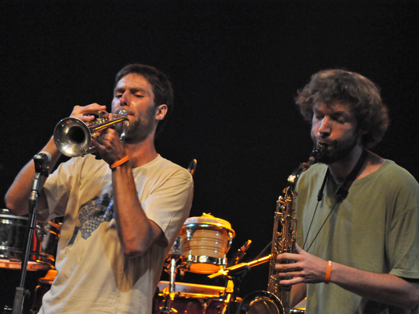 Montreux Jazz Festival 2011: Todos Destinos (ska-punk from Romont, Switzerland), July 10, Music in the Park (Parc Vernex).