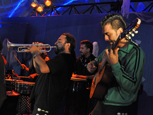 Paléo Festival 2011, Nyon: Los de Abajo, July 21, petite scène du Village du Monde.