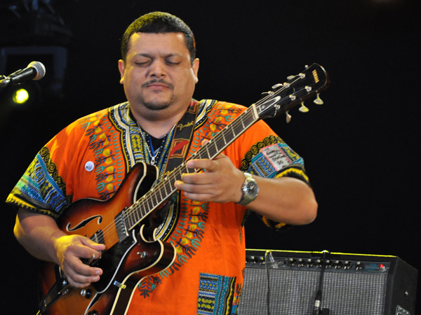 Paléo Festival 2011, Nyon: Aurelio, July 22, Dôme.