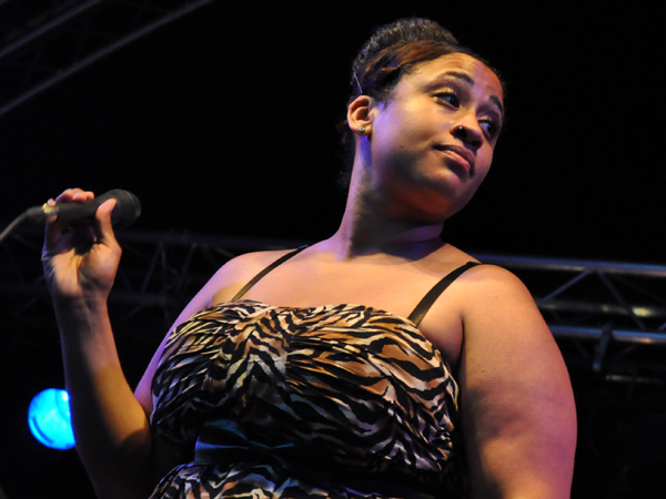 Montreux Jazz Festival 2012: Brandy Butler & the Fonxionaires, June 30, Music in the Park (Parc Vernex).