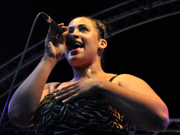 Montreux Jazz Festival 2012: Brandy Butler & the Fonxionaires, June 30, Music in the Park (Parc Vernex).